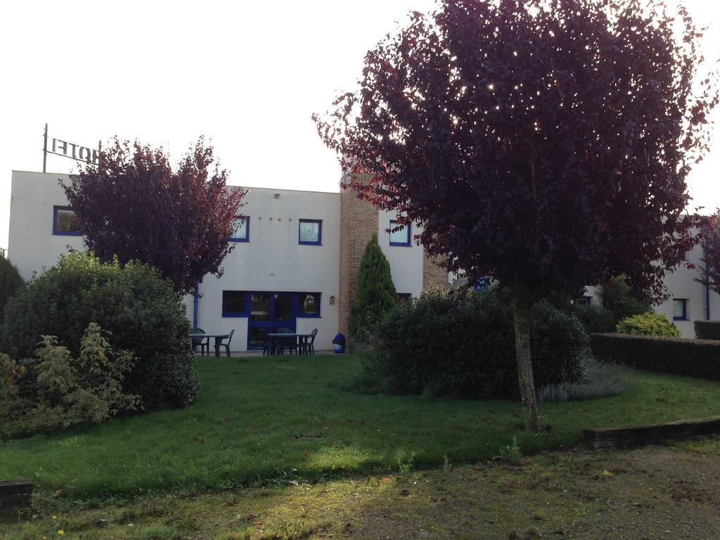 Ibis Budget Chartres Exterior foto