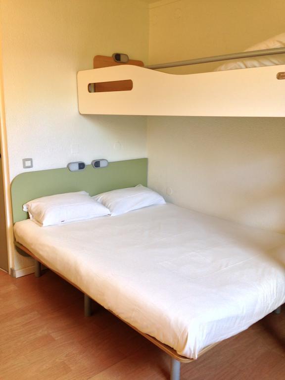 Ibis Budget Chartres Quarto foto